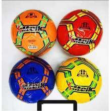 М`яч футбольний C 55994 (60) 4 види, вага 300-320 грам, м`який PVC, гумовий балон, розмір №5 